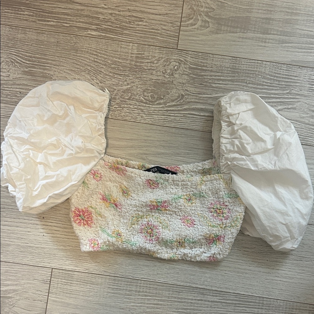 Zara Cream Floral Textured Top
